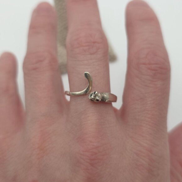 Size 10 Sterling Silver Egyptian Cat Ring A1659 - Picture 3 of 8